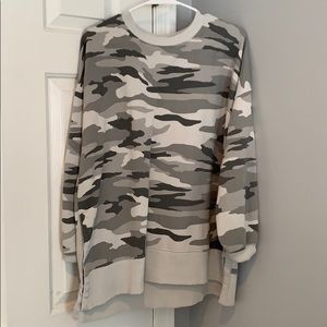 Aerie crew neck worn once!